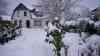 Schneemassen in Friesland: Lake-Effect bringt über 30 cm Neuschnee in Husum, Autos von Schneebergen begraben, Anwohner schippen Schnee, eindrucksvolle Aufnahmen von der Küste: Voxpops Anwohner zum Thema Schnee und Schneemassen, Tiere buddeln im Schnee nach Nahrung