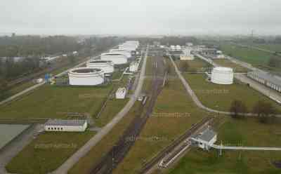 Größtes Tanklager Sachsens: Trotz Benzin- und Dieselkrise – Tanklager beliefert zahlreiche Tankstellen weiterhin mit Sprit, Aufnahmen zeigen große Tankbehälter: Benzin und Diesel in Ostdeutschland seit dem Irankrieg mit am teuersten 