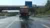 Winterdienst kühlt Autobahn bei 40 °C! Winterdienst sprüht Wassermassen auf Autobahnkreuz, anstatt Salz – Wasser marsch!: Winterdienst will Fahrbahnschäden vermeiden, seltene Aufnahmen aus Hessen