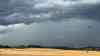 Gewitterfront über Sachsen: bedrohlicher Gewitteraufzug, Sturm und Starkregen, Temperatursturz auf nur noch 17 °C: Größere Unwetter blieben entgegen den Erwartungen jedoch aus