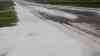 (Hagelmassen, stark) Hagelunwetter in der Schwäbischen Alb: Winterdienst und Schneeschippe gegen Hagelmassen, weiße Landschaften wie im Winter: Überflutungen, Anwohner berichten vom Hagelunwetter, Hagel bis zu 40 cm hoch auf den Feldern