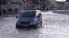 (Sturmfut, stark) Sturmflut Ostsee: Polizeiauto im Wasser eingeschlossen, PKW unter Wasser, Wasserstand 1,84 Meter über normal: Jahresbeginn mit starker Sturmflut an der Ostsee, Pressesprecher der Stadt zur Lage