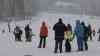 (Lawinendrama, Alpen, extrem) Extreme Schneemassen in Österreich: Energieversorger stellen Stromversorgung wieder her, 2 Meter Schnee, enorme Schneemassen, „so viel Schnee habe ich hier noch nicht gesehen“: Schwere Technik im Kampf gegen Schnee, riesige Schneebretter auf Dächern, Autos von über 2 Meter Schnee begraben, spektakuläre Aufnahmen