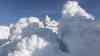 (Wintermärchen, schön) Wintermärchen: einmalige Winteraufnahmen vom Fichtelberg, extrem verschneiter Fichtelberg bei strahlenden Sonnenschein, Voxpops, surreale Aufnahmen: Über 50 cm dicker Raureifpanzer, viele Touristen genießen Landschaft, wunderschöne Aufnahmen