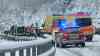 Wintereinbruch legt Verkehr lahm, zahlreiche Schwerverletzte: 15 Km Stau auf A 72, Frontalcrash auf der B 180