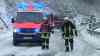 Wintereinbruch legt Verkehr lahm, zahlreiche Schwerverletzte: 15 Km Stau auf A 72, Frontalcrash auf der B 180