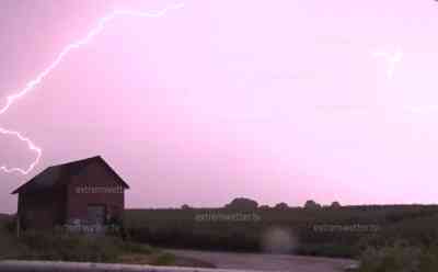 (Blitze, leicht) Heftige Unwetter an Deutsch-Niederländischen Grenze: Unwetterfront bedroht Westdeutschland, unruhige Nacht steht bevor, gefährlicher Gewitteraufzug: Deutscher Wetterdienst gibt Akutwarnungen herraus, erste orkanartige Gewitterböen in Belgien gemessen
