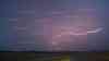 (Blitze, stark) Intensive Blitzshow am Abendhimmel: Blitze zucken im Sekundentakt über Pulheim, Naheinschlag und zahlreiche Wolken-Wolkenblitze am Abendhimmel: Wolkenblitze schlängeln sich am Nachthimmel entlang
