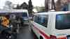 8 Tote bei Brand im Pflegeheim: 7 zum Teil schwer Verletzte, Brand an deutsch-tschechischer Grenze, deutsche Rettungskräfte bringen Verletzte ins Krankenhaus: Einsatzort weiträumig abgesperrt, Erstmaterial – Reporter weiterhin vor Ort