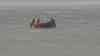 Schwere Gewitter beenden Sommer: Segler geraten am Chiemsee in Seenot, DLRG muss Segler retten, DLRG mit Schlauchboot und Motorboot im Einsatz: Spektakulärer Aufzug der Unwetterfront im Zeitraffer, extrem heftiger Starkregen