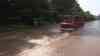 Schwere Unwetter im Harz: Hochwasser und Überflutungen durch Unwetter, Krankenhauseinfahrt komplett unter Wasser, Wasser schießt durch die Straßen wie ein Fluss, Feuerwehr im Einsatz: Wandergruppe wird vom Unwetter völlig überrascht, Schlamm und Geröll überspülen Straße