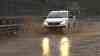 Hochwasser in Italien: massive Unwetter bringen Sturzfluten, Straßen und Grundstücke werden überflutet, Wasser schießt von den Bergen in die Täler: Autofahrer werden von Sturzfluten überrascht, heftige Nachtgewitter über Udine