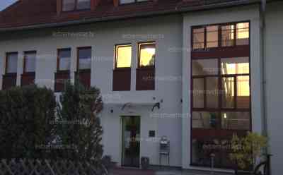 Coronahotspot Pflegeheime im Erzgebirgkreis: Seniorenresidenz „Am Sonnenhang“ fast jeder Bewohner mit Corona infiziert, 32 von 39 Bewohner und 18 Mitarbeiter von 48 infiziert: 7-Tage-Wert klettert auf 132, Hotspot im Erzgebirge vor allem Pflegeheim