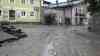 Flutkatastrophe Österreich: Erste Tagbilder zeigen massive Schäden in Hallein bei Salzburg, Anwohner im O-TON, Geschäfte verwüstet, Schlamm und Geröll liegt einen Meter hoch in den Straßen, Autos angeschwemmt, die Pegel der Flüsse steigen weiter dramatisch an: Es ist eine Katastrophe, so der Bürgermeister von Hallein