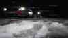 Krankenwagen kracht gegen Baum – Schneeglätte und Schneetreiben in Oberbayern – Feuerwehr und Winterdienst im Dauereinsatz: Eine Mitarbeiterin des Rettungsdienstes wurde leicht verletzt – Patient und Kollege unverletzt
