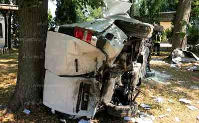 Motorblock herausgerissen! 11 Beteiligte Personen - 6 Verletzte bei Massencrash in Stollberg - Rettungshubschrauber im Einsatz - Straße muss bis zum frühen Abend gesperrt werden: Massenkarambolage auf S255 im Stollberger Ortsteil Raum - Sofortrettung muss für schwerverletzten Fahrer eingeleitet werden