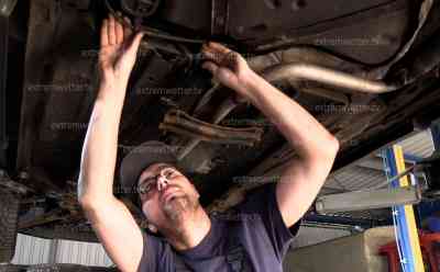 Nach Gasttankexplosion am Wochenende mit 9 z.T. Schwerverletzten: KFZ-Meister erklärt warum es zur Explosion kam: „Man hat eine Art Bombe im Heck. Man kann sparen damit, aber es ist auch ein Sicherheitsrisiko.“: Ausführliches Interview und Schnittbilder eines Flüssiggasfahrzeuges vom Montag