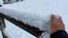 (UP) Heftiger Wintereinbruch: Bis 30 cm Neuschnee in kurzer Zeit ON TAPE - Wintermärchen in den Alpen, Lech am Arlberg zeigt sich tiefverschneit, Autos komplett im Schnee, Anwohner beim Schneeschippen, weitere Schneefälle bis Samstag: Heftiger Wintereinbruch nach extremer Sommerwärme in den Alpen