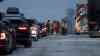 Eis- und Schneeglätte – Feuerwehrkamerad muss zu Fuß Rettungsgasse für dringend benötigen Winterdienst bilden - heftiger LKW Unfall: LKW kommt auf A 93 ins Rutschen und stellt sich quer, stundenlange Sperrung der A 93 bei Siegenburg: Autofahrer standen stundenlang auf A 93 im Schnee fest, LKW Fahrer leicht verletzt