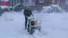 (Schneechaos, stark) Oberhof versinkt im Schnee: Schneesturm tobt, PS-Starke Fräsen gegen 50 cm hohe Verwehungen, dutzende querstehende LKW auf A 71,: Radlader gegen Schneemassen, "Es geht nix mehr" Transporter kracht in Leitplanke, LKW mit Sommerreifen unterwegs, "Mehr als Scheiße, irgendwann sind unsere Fahrzeiten um"