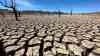 (UP) Gluthitze und Trinkwassernot in Spanien: Menschen stehen bei Rekordhitze Schlange um Wasser an LKWs zu zapfen – extreme Dürre wird zur Naturkatastrophe, erschreckend neue Bilder, Seen und Flüsse ausgetrocknet, O-Töne Anwohner, Wasserlieferant und Klimaexperte: Hitzerekorde und historische Dürre in Südspanien – Menschen sind jetzt sogar schon auf Trinkwasserlieferungen angewiesen