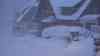 Starker Wintereinbruch: 30 cm Neuschnee, PKW bleiben an Steigungen hängen, Schneefräsen im Einsatz, volle Lifte : Starker Schneefall seit den Morgenstunden, Schneeverwehungen, Wintersportler freuen sich über Neuschnee