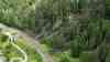 Hunderte Bäume am Brennerpass umgeworfen: Riesiges Glück für viele Autofahrer, hunderte Bäume verfehlen Brennerautobahn nur knapp, Drohnenaufnahmen zeigen spektakuläre Aufnahmen : Auch Zugverbindung über 12 Stunden am Brennerpass blockiert