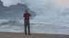 Monster-Wellen in Portugal: Tausende Menschen bei Naturspektakel warten auf Rekordwellen – 25 Meter Riesenwellen in Nazaré - Beste Big-Wave-Surfer der Welt vor Ort – Orkan Domingos sorgt für extreme Wetterbedingungen: Orkantiefs über dem Atlantik sorgen in Portugal für Monster-Wellen - Extrem-Surfer erhofften sich neue Rekordwellen