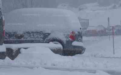 Wetter-Chaos: Heftiger Wintereinbruch im Südwesten: 20 cm Neuschnee – Biergärten versinken im Schnee – Starkschneefall nach 30 Grad Sommerwetter – Winterdienste im Dauereinsatz – Frostluft sorgt für dicke Eiszapfen: Krasser Wettersturz nun auch im Süden Deutschlands